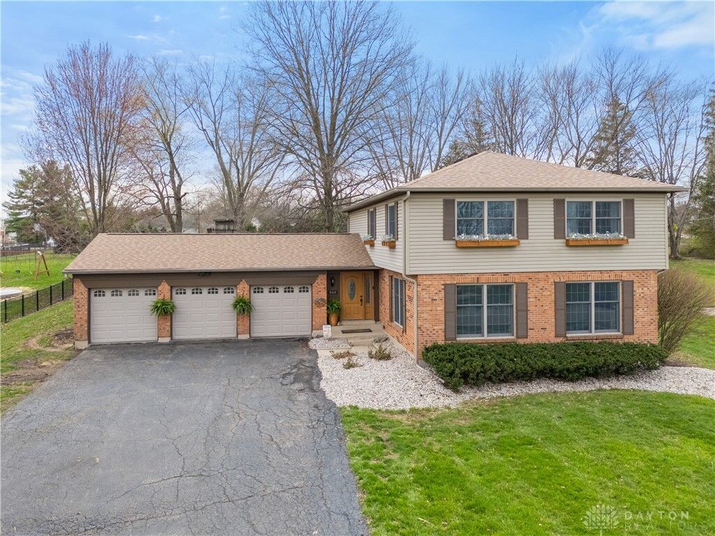 Property Photo:  260 Saddleback Drive  OH 45140 