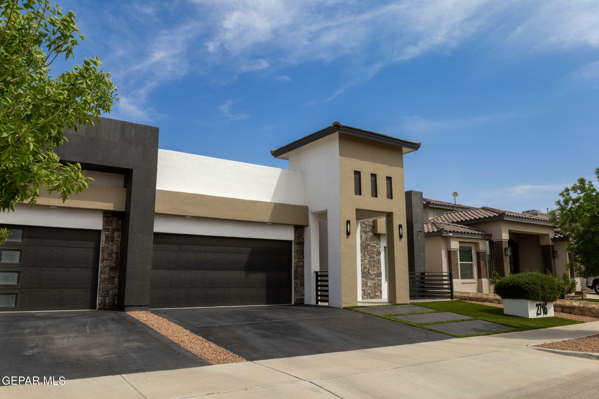 Property Photo: 2716 Tierra Murcia Street TX 79938