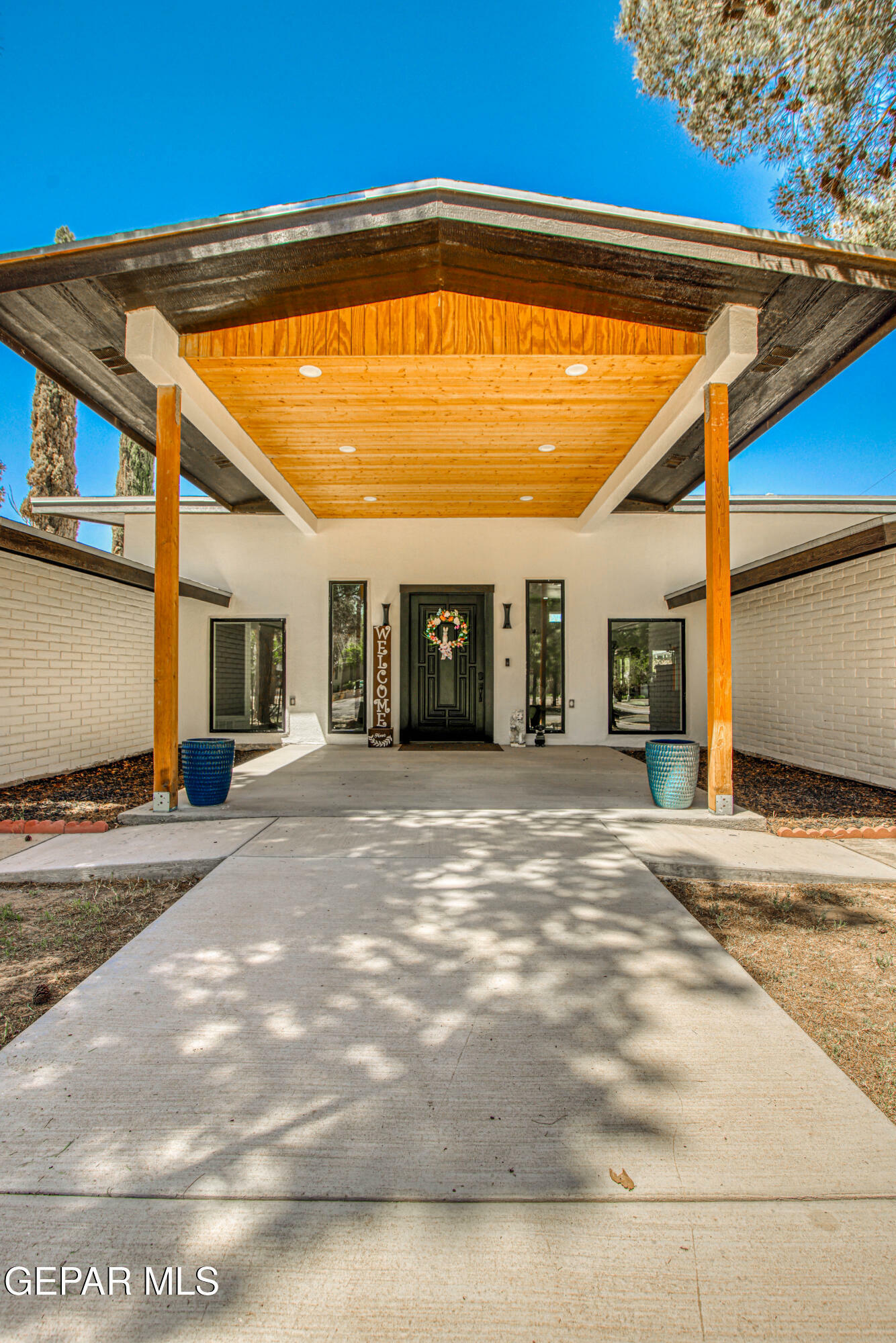 Property Photo: 411 Lombardy Avenue TX 79922
