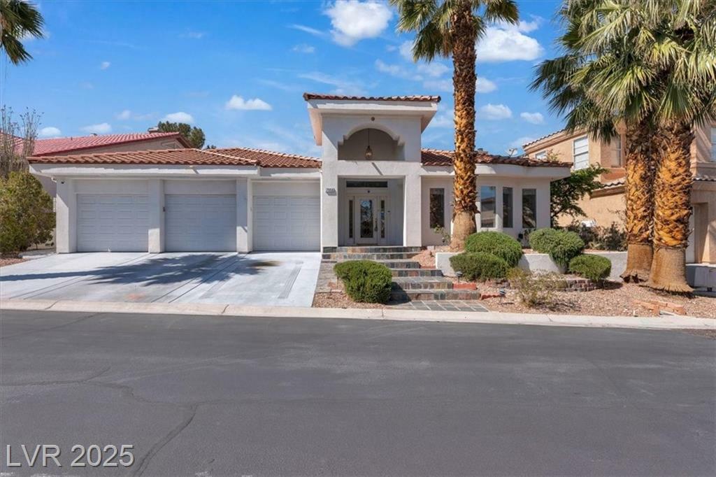 Property Photo: 7956 Marbella Circle NV 89128
