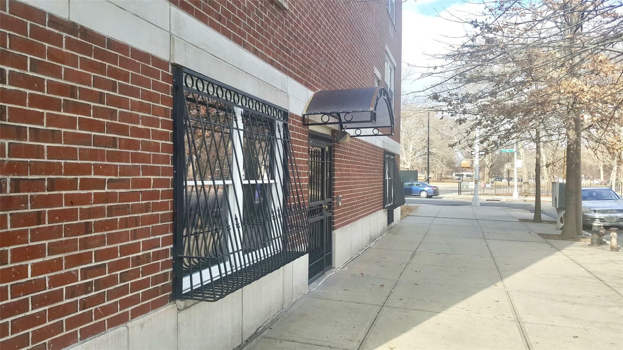 Property Photo: 1425 Crotona Avenue 2 NY 10456