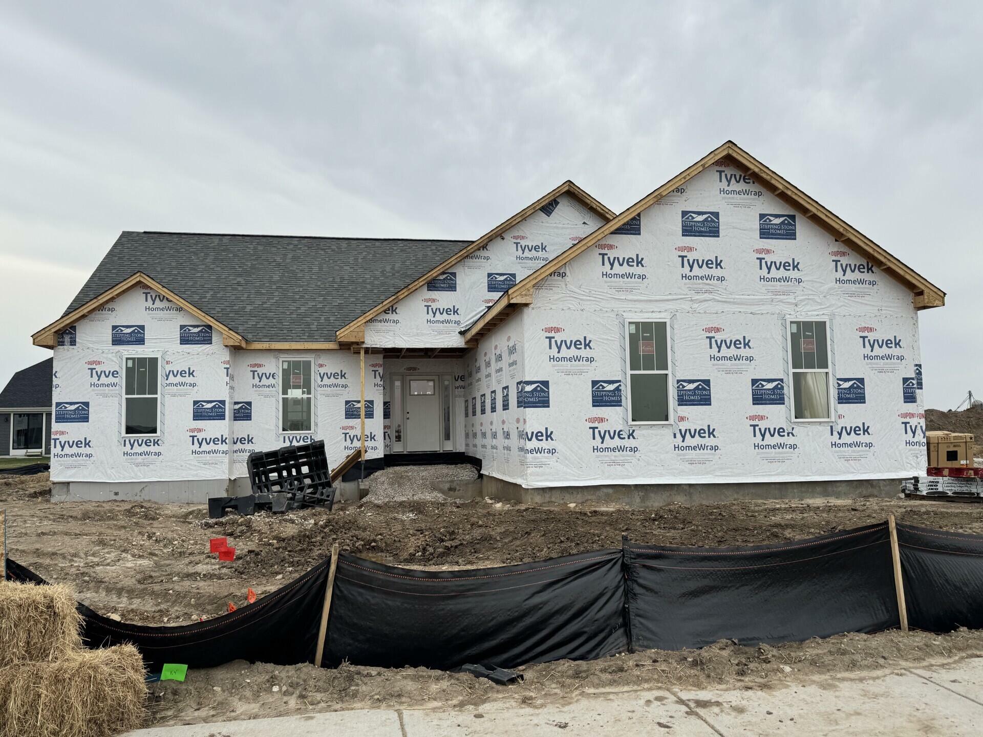 1700 Whalen Dr  Oconomowoc WI 53066 photo