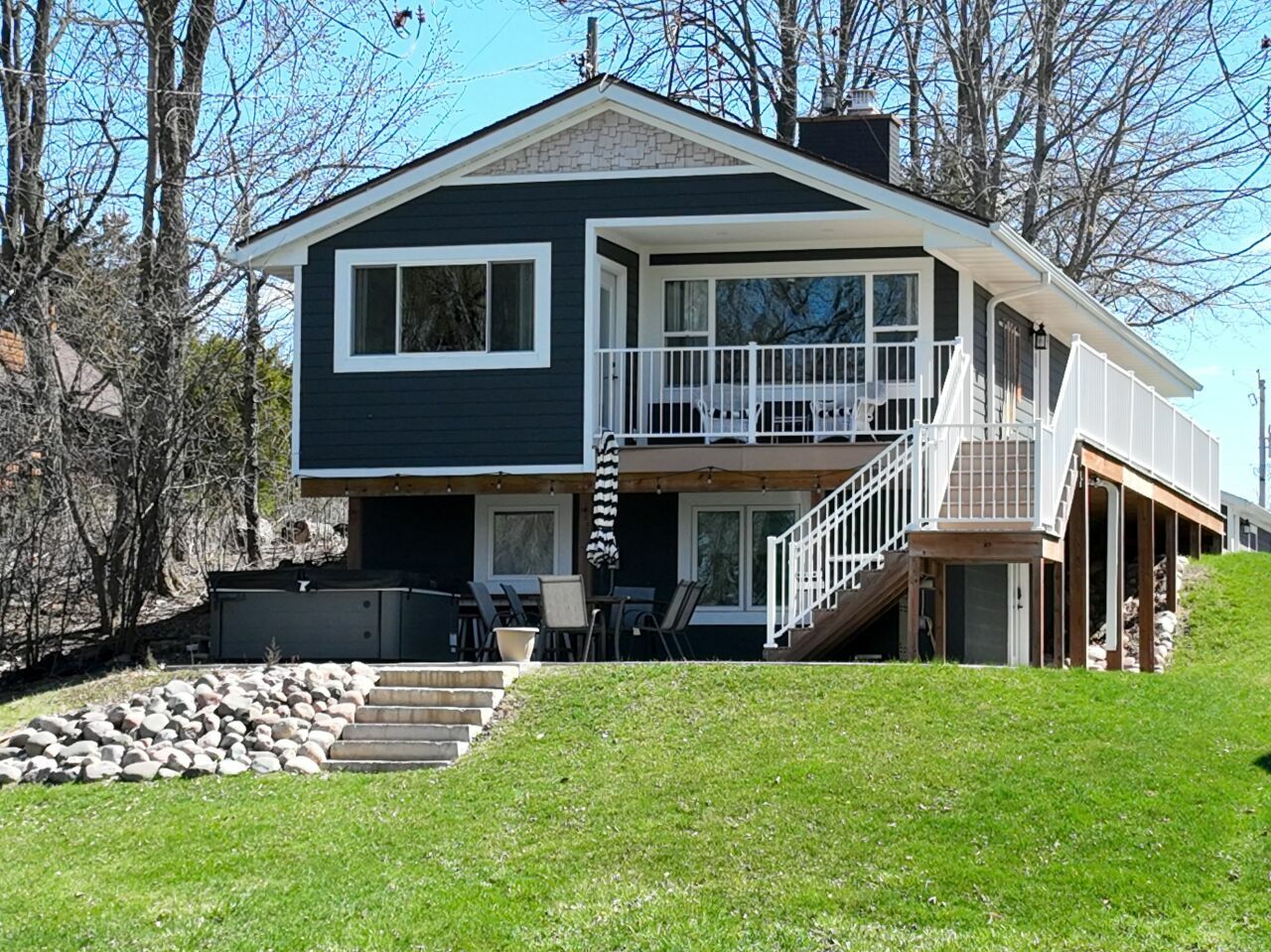 Property Photo: 6732 Burma Rd WI 53185