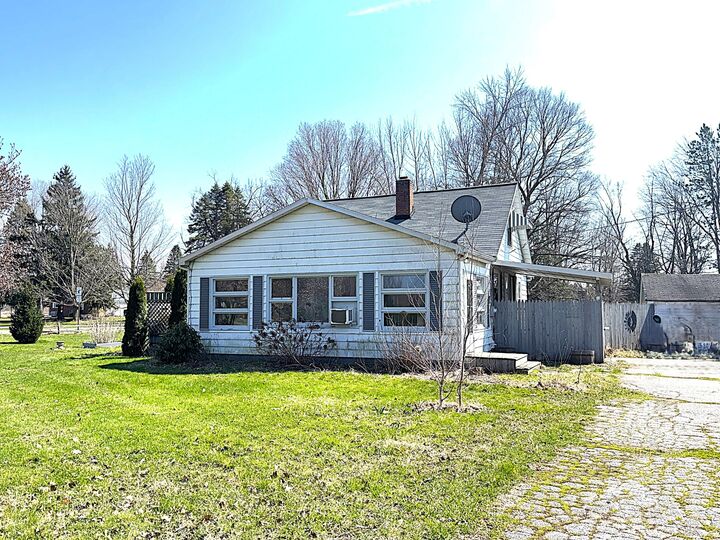 3316 Glendora Road  Three Oaks MI 49128 photo