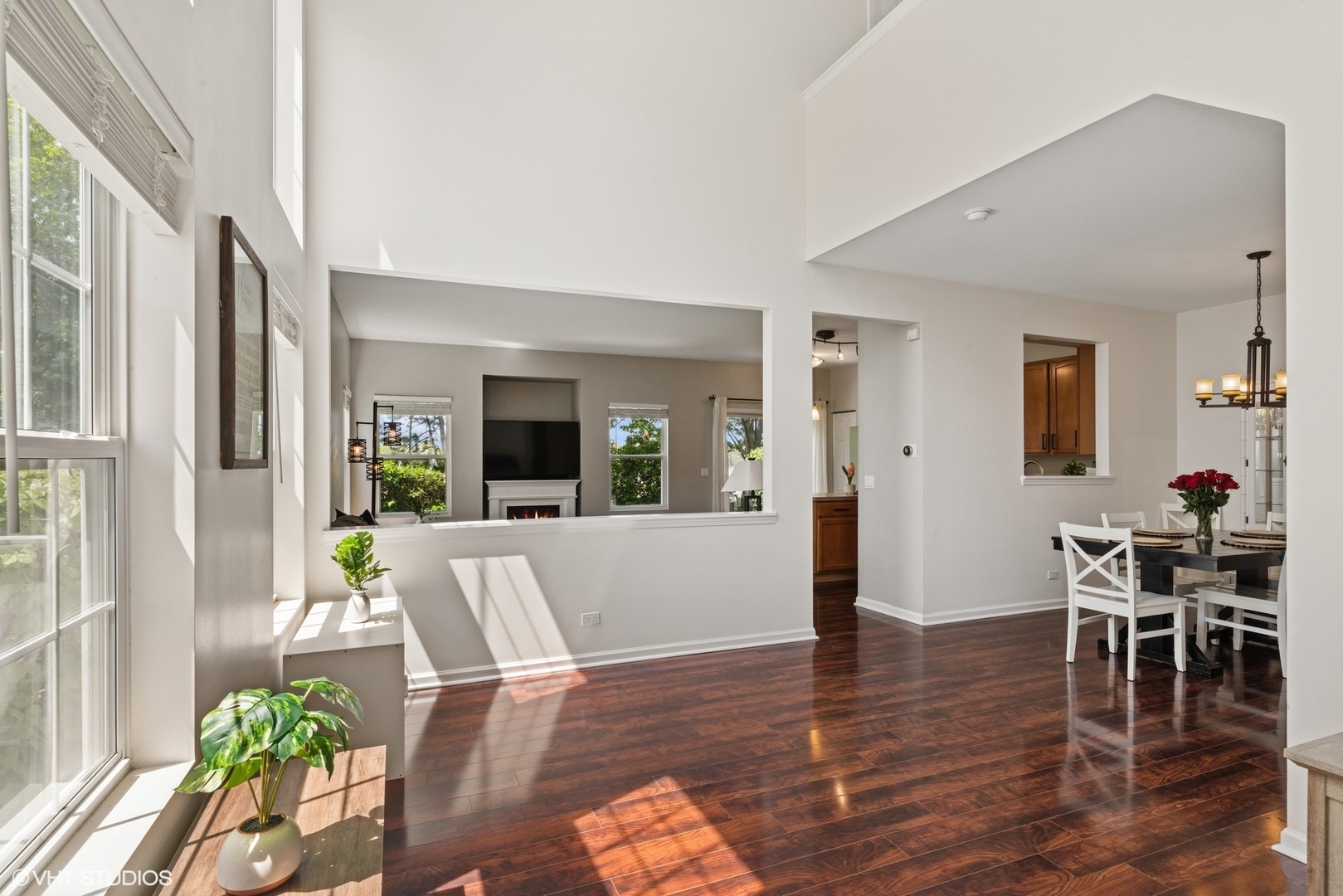 Property Photo: 3233 Harvard Lane IL 60156