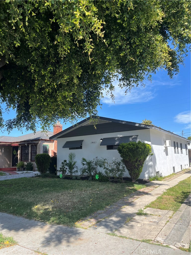 Property Photo: 9412 Bryson Avenue CA 90280