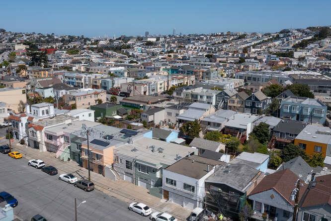 1870 Egbert Avenue  San Francisco CA 94124 photo