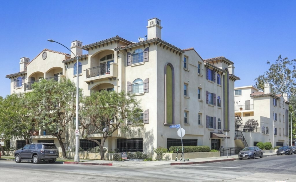 4805 Bellflower Avenue 205  North Hollywood CA 91601 photo