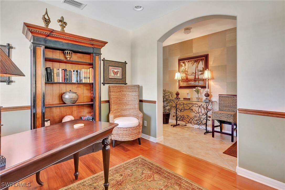Property Photo: 1224 Manado Drive S FL 34113