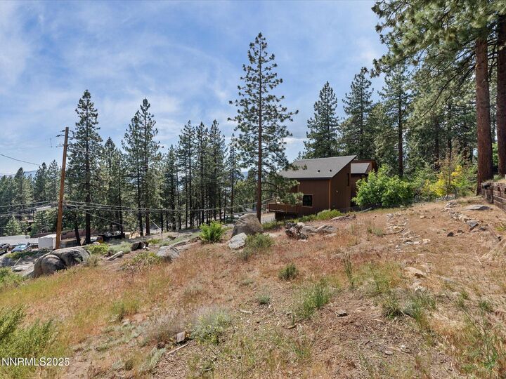 Property Photo:  621 Lakeview Drive  NV 89448 