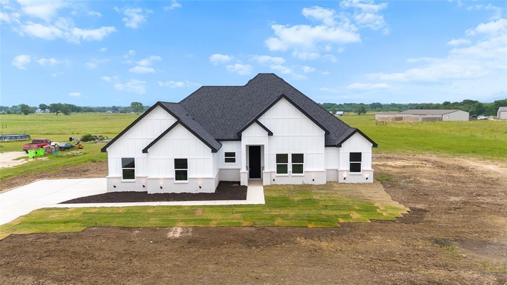 Property Photo: 6275 Cr 4120 TX 75422