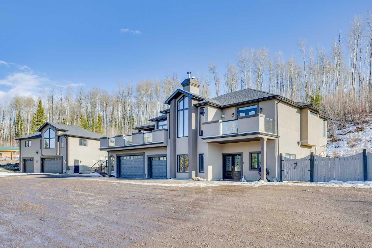 Property Photo: 6537B Draper Road AB T9H 0K8