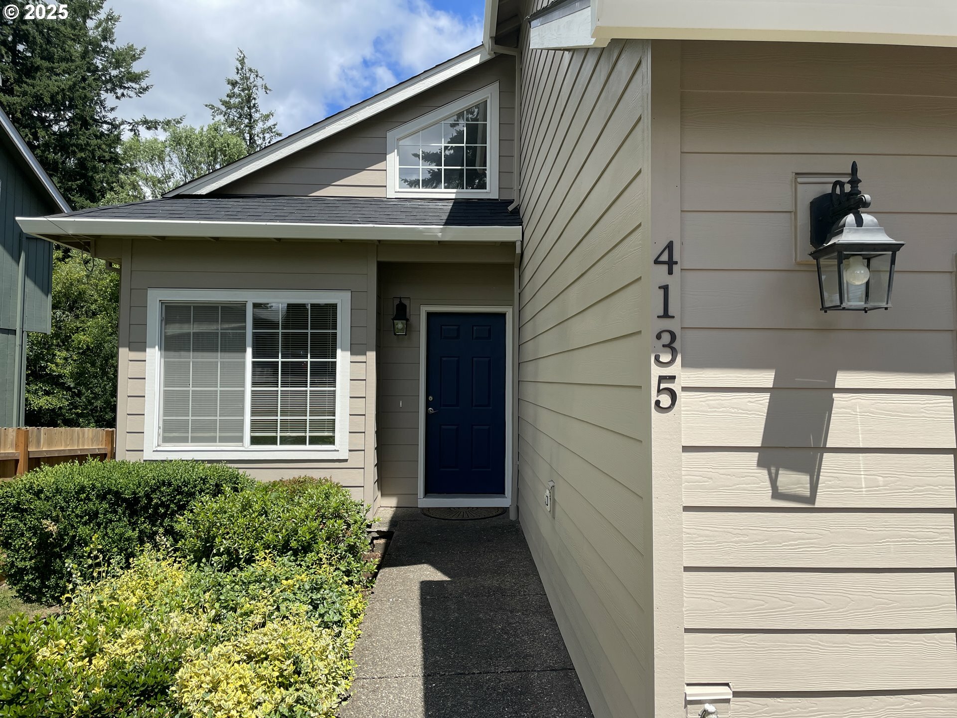 Property Photo: 4135 SW Brugger St OR 97219