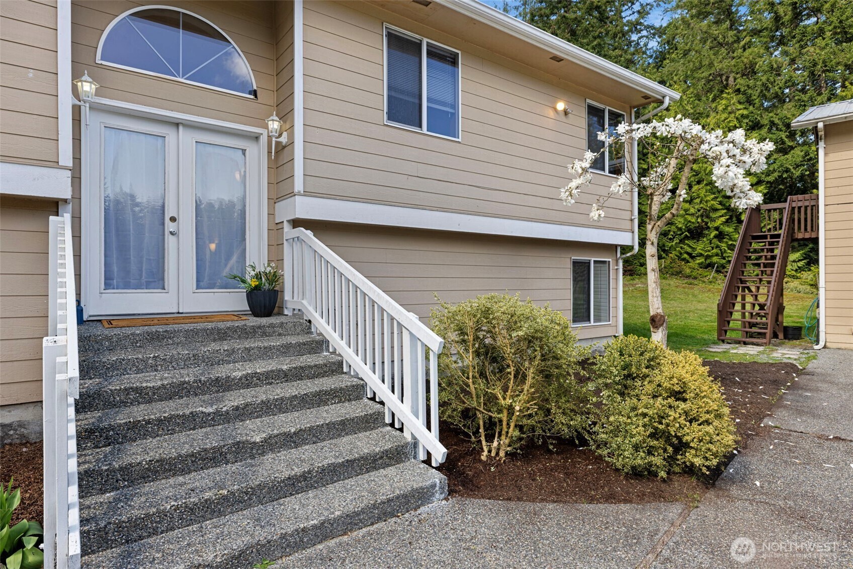Property Photo:  5675  Winona Lane  WA 98260 