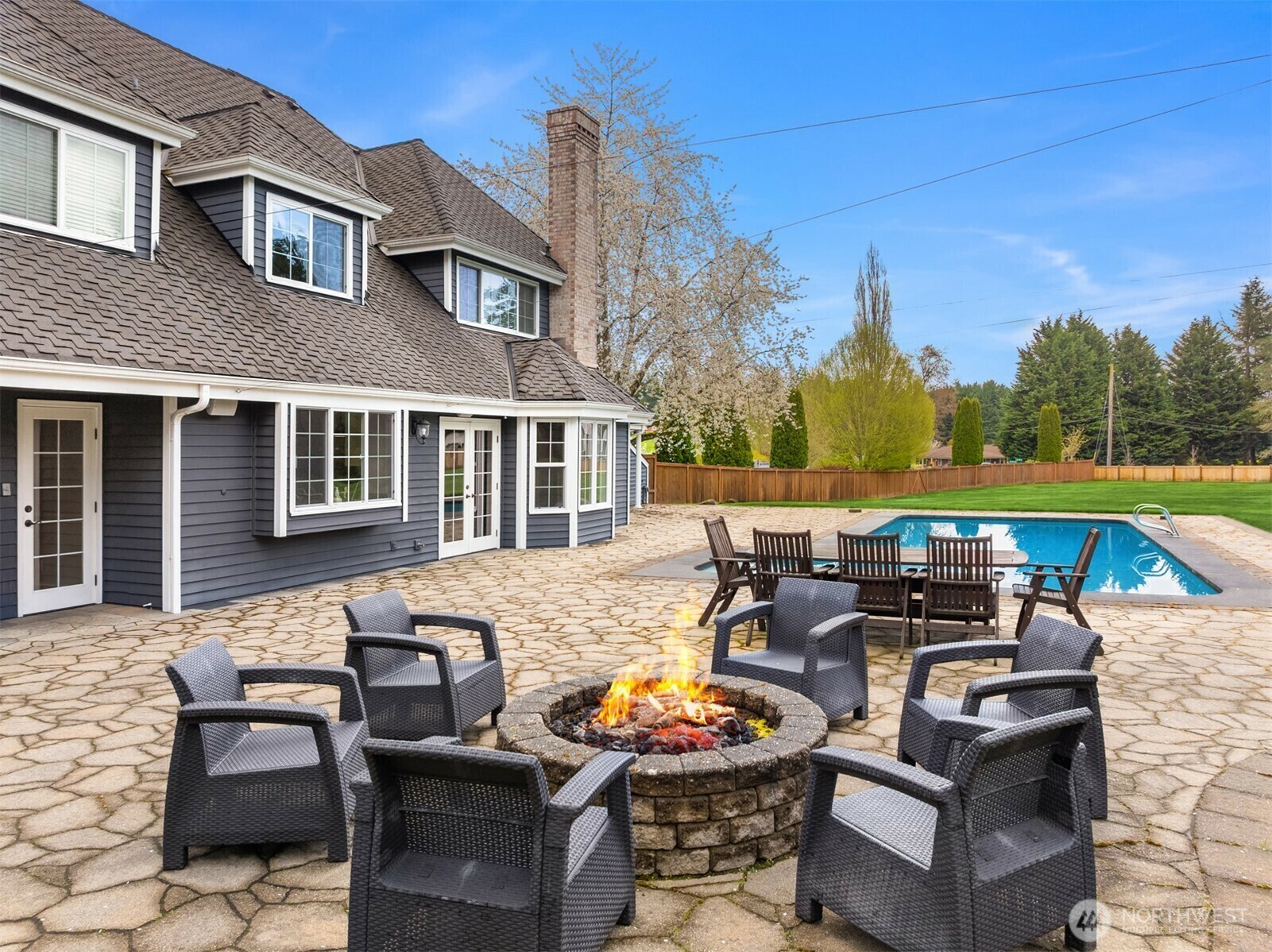 Property Photo: 14321 160th Avenue NE WA 98072