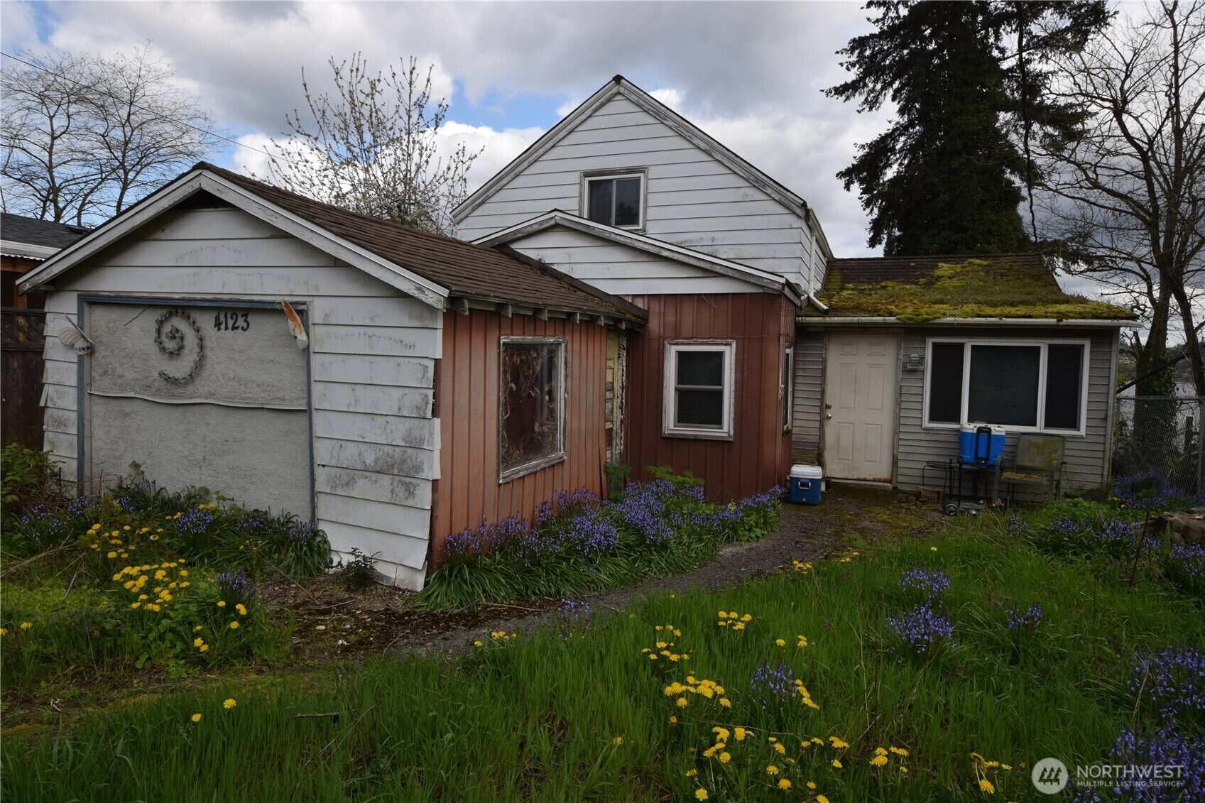 Property Photo: 4123 McCall Boulevard W WA 98312