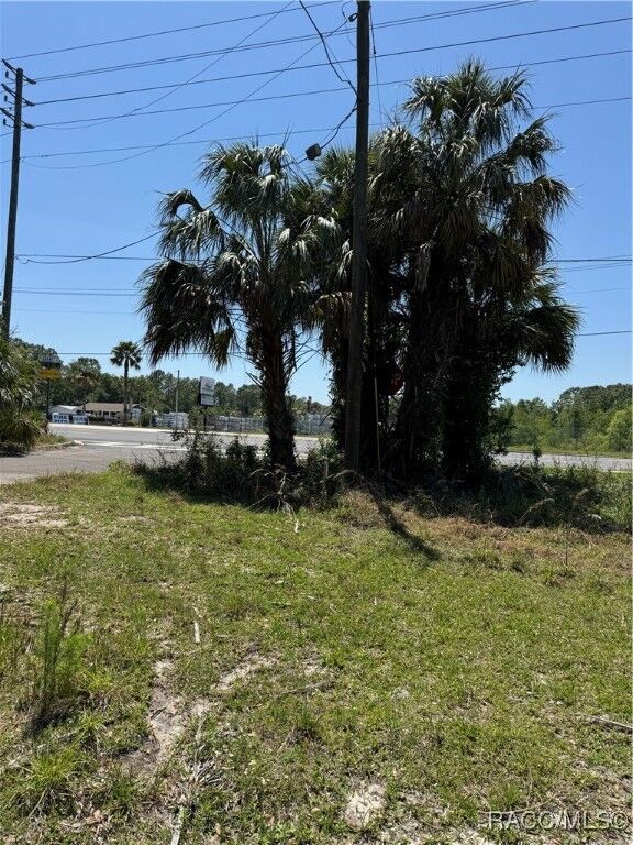 Property Photo: 6661 W Gannet Place FL 34429