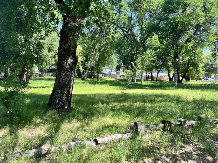 Property Photo:  625 Mary Street  CA 96001 