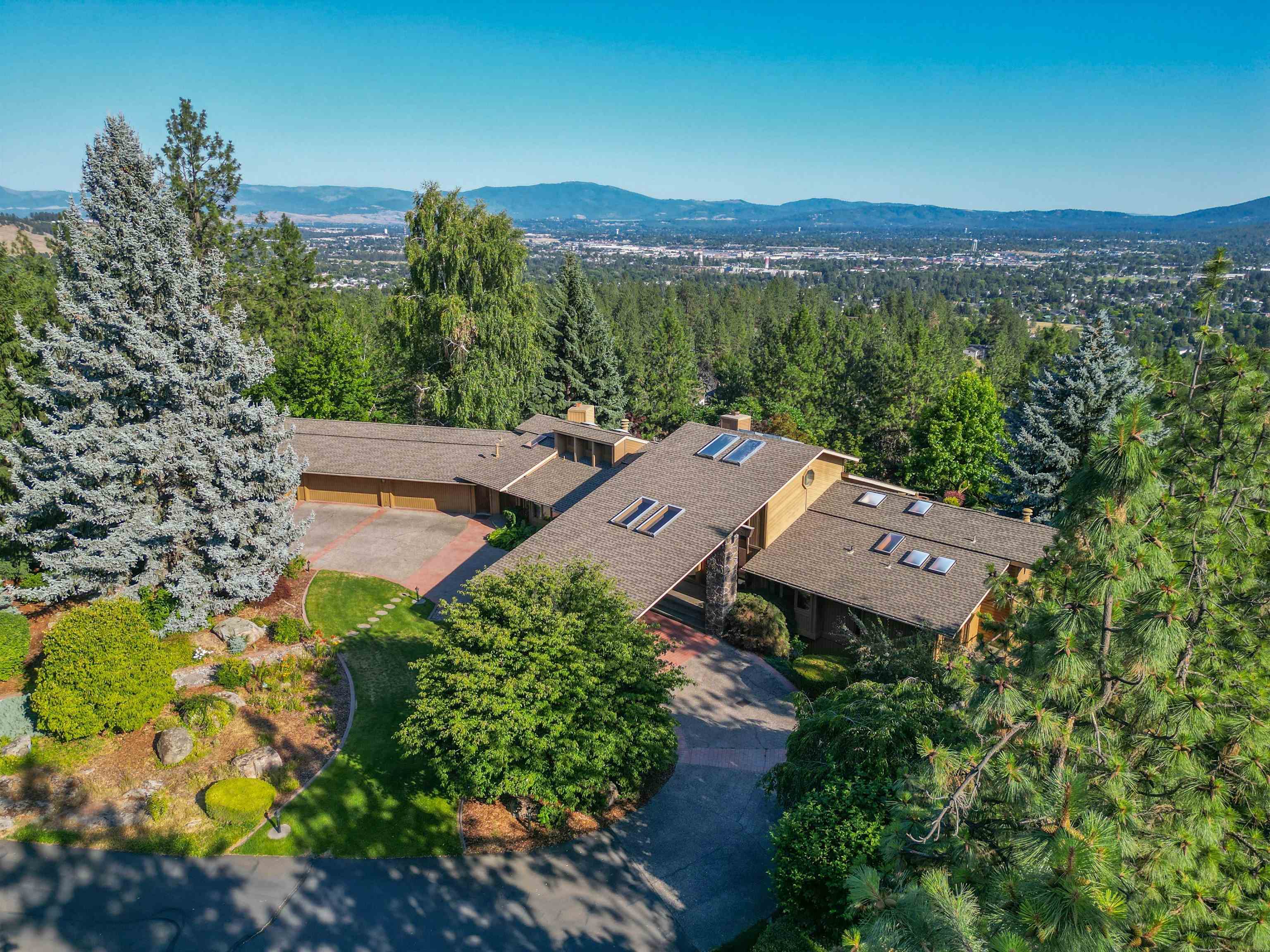 7816 E Gunning Ln  Spokane WA 99212 photo
