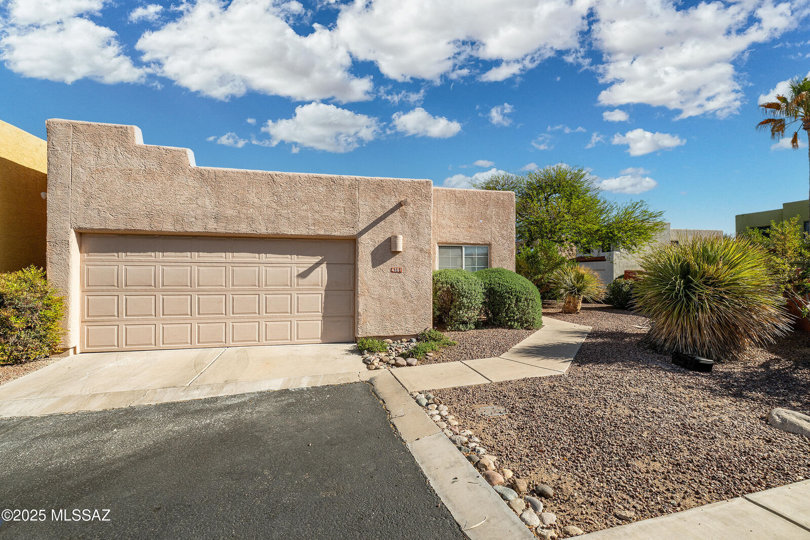 Property Photo:  4361 E Kleindale Road  AZ 85712 