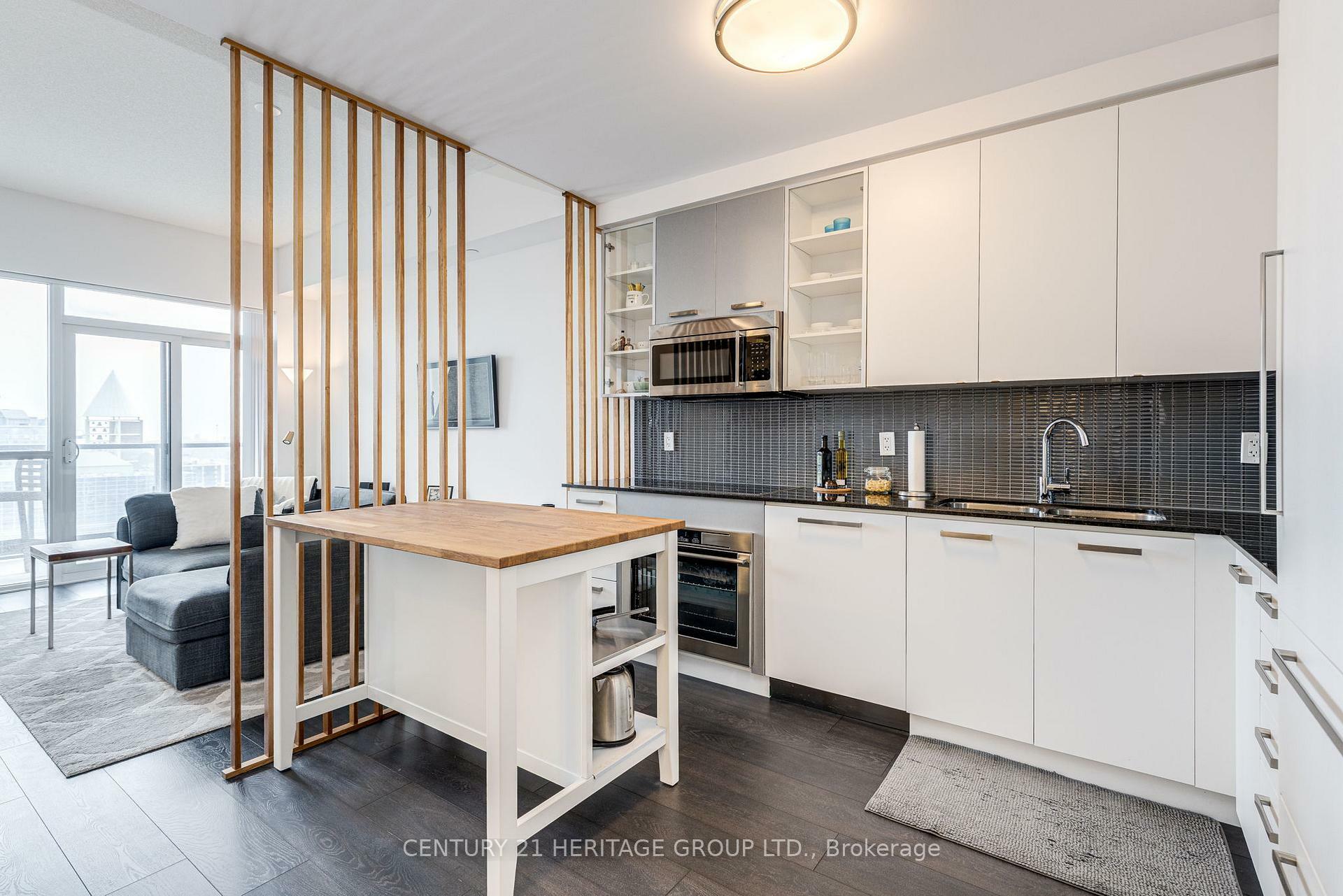 Photo de la propriété:  5168 Yonge Street 3701  ON M2N 0G1 
