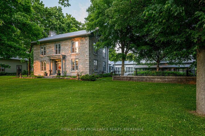 Photo de la propriété: 316 Colebrook Road ON K0K 3N0