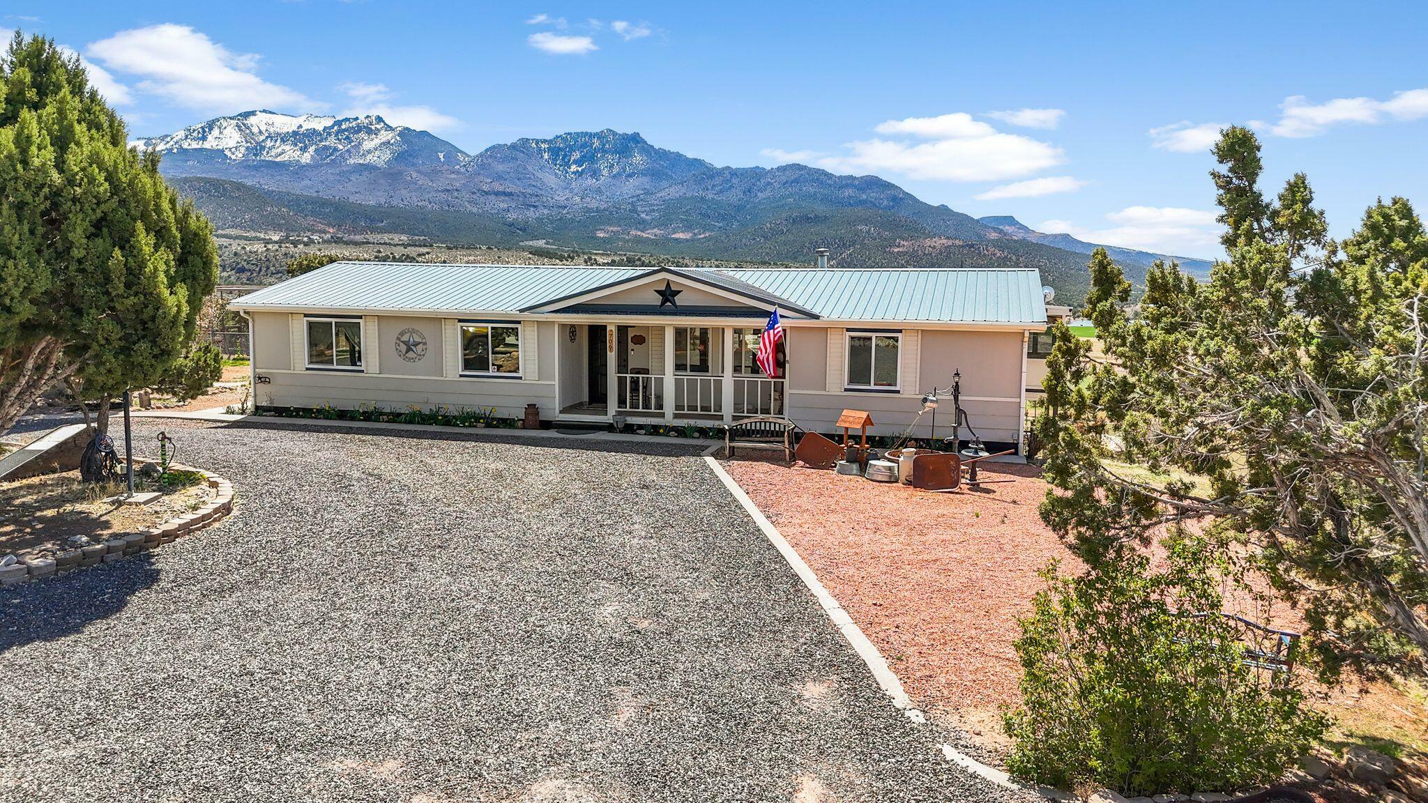 706 E Cottontail Rd  Central UT 84722 photo