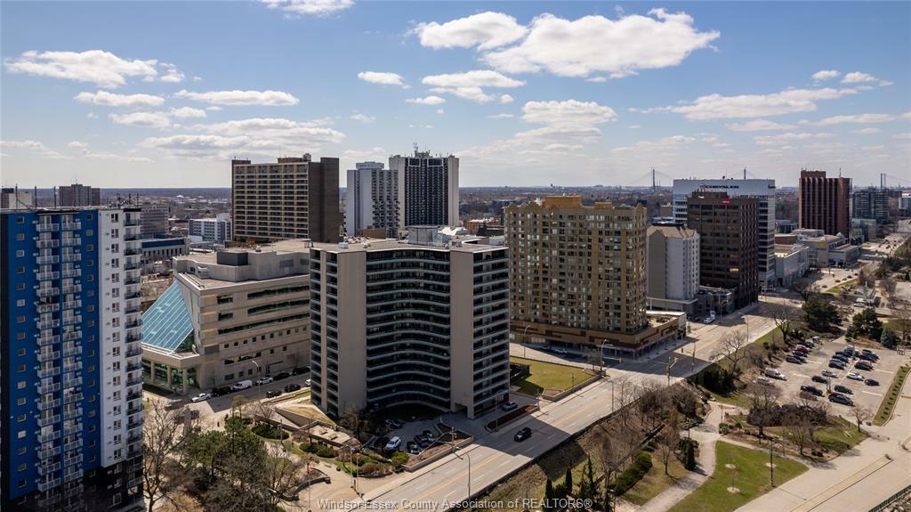 Property Photo: 111 Riverside Drive East 1609 ON N9A 2S6