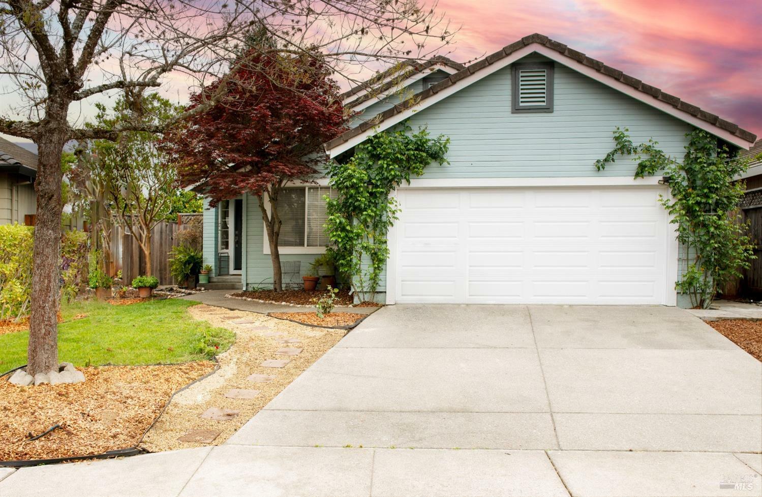406 Quince Street  Windsor CA 95492 photo