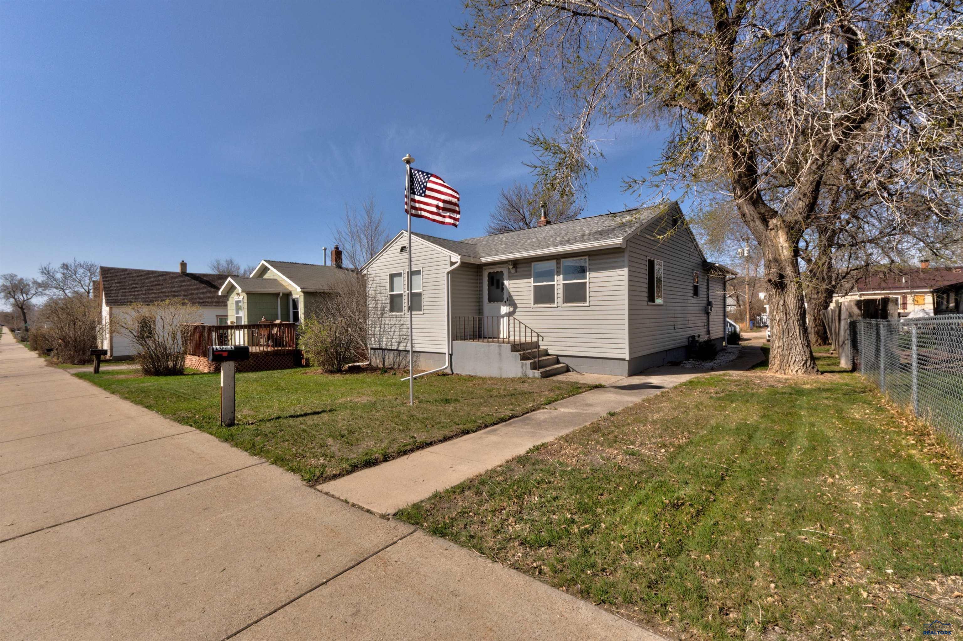Property Photo: 1021 Haines Ave SD 57701