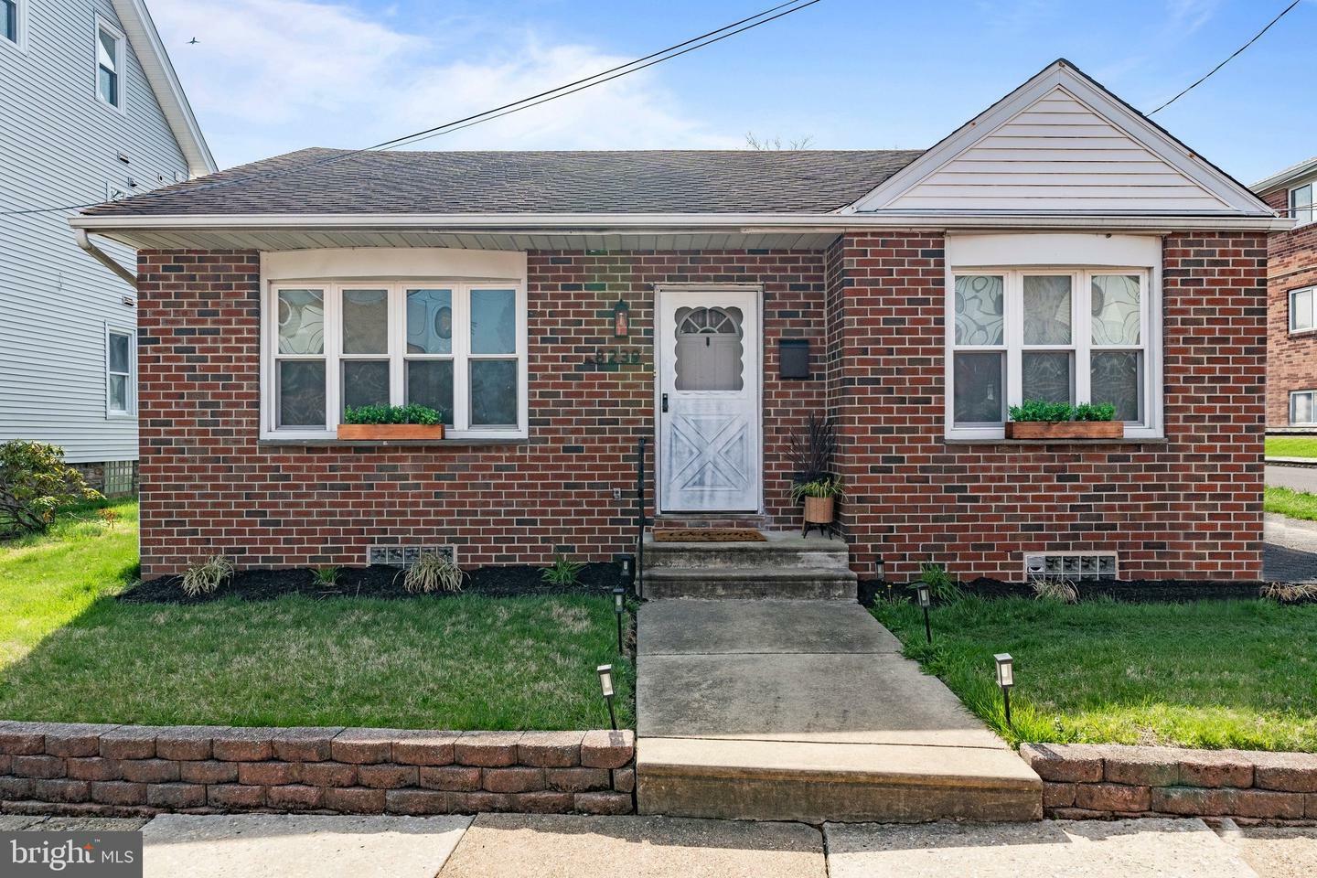 Property Photo: 8239 Pine Road PA 19111