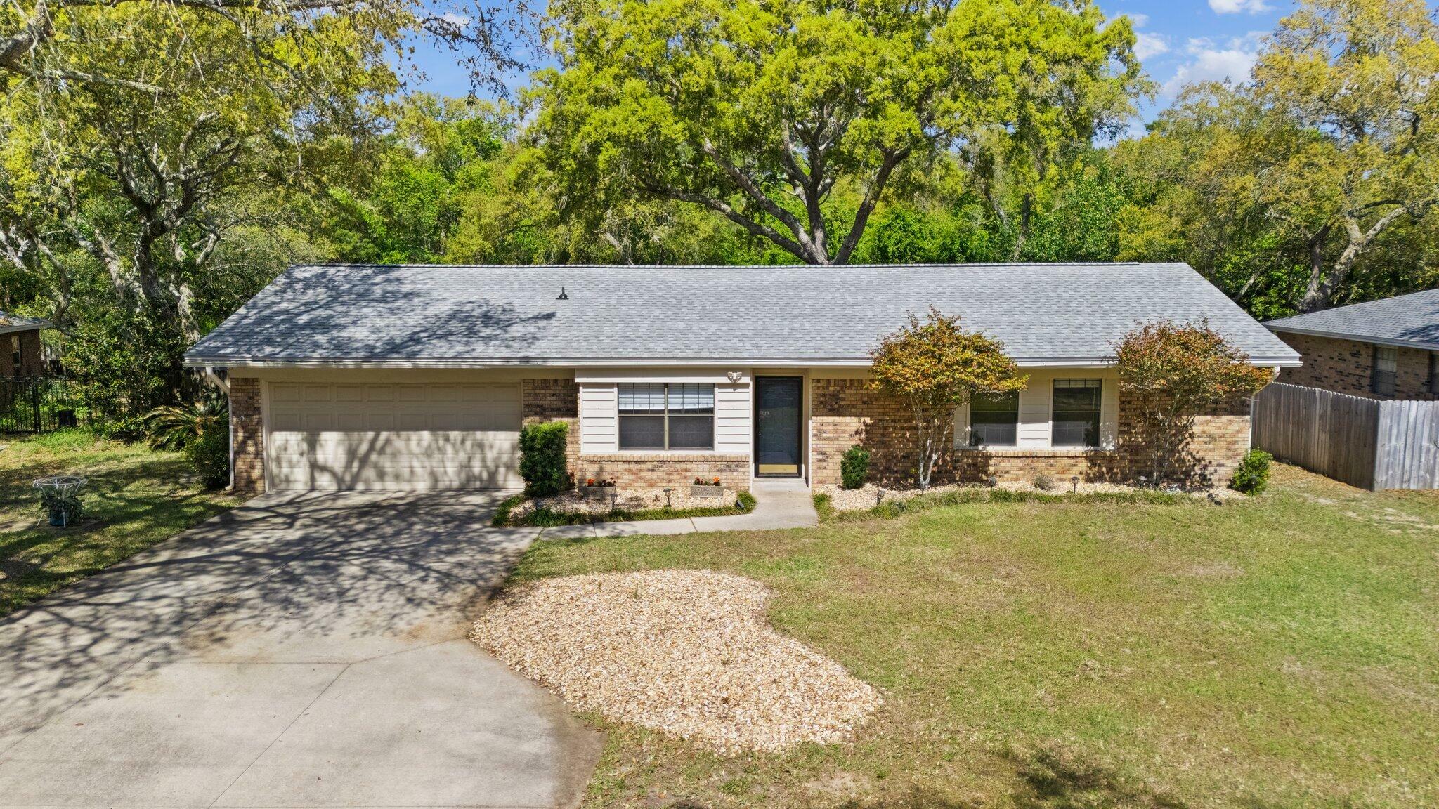 Property Photo: 665 Saint Lucia Cove FL 32578