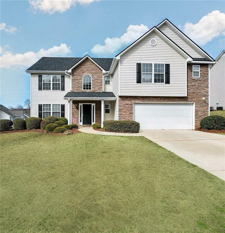 Property Photo: 3426 Bridle Brook Drive GA 30011
