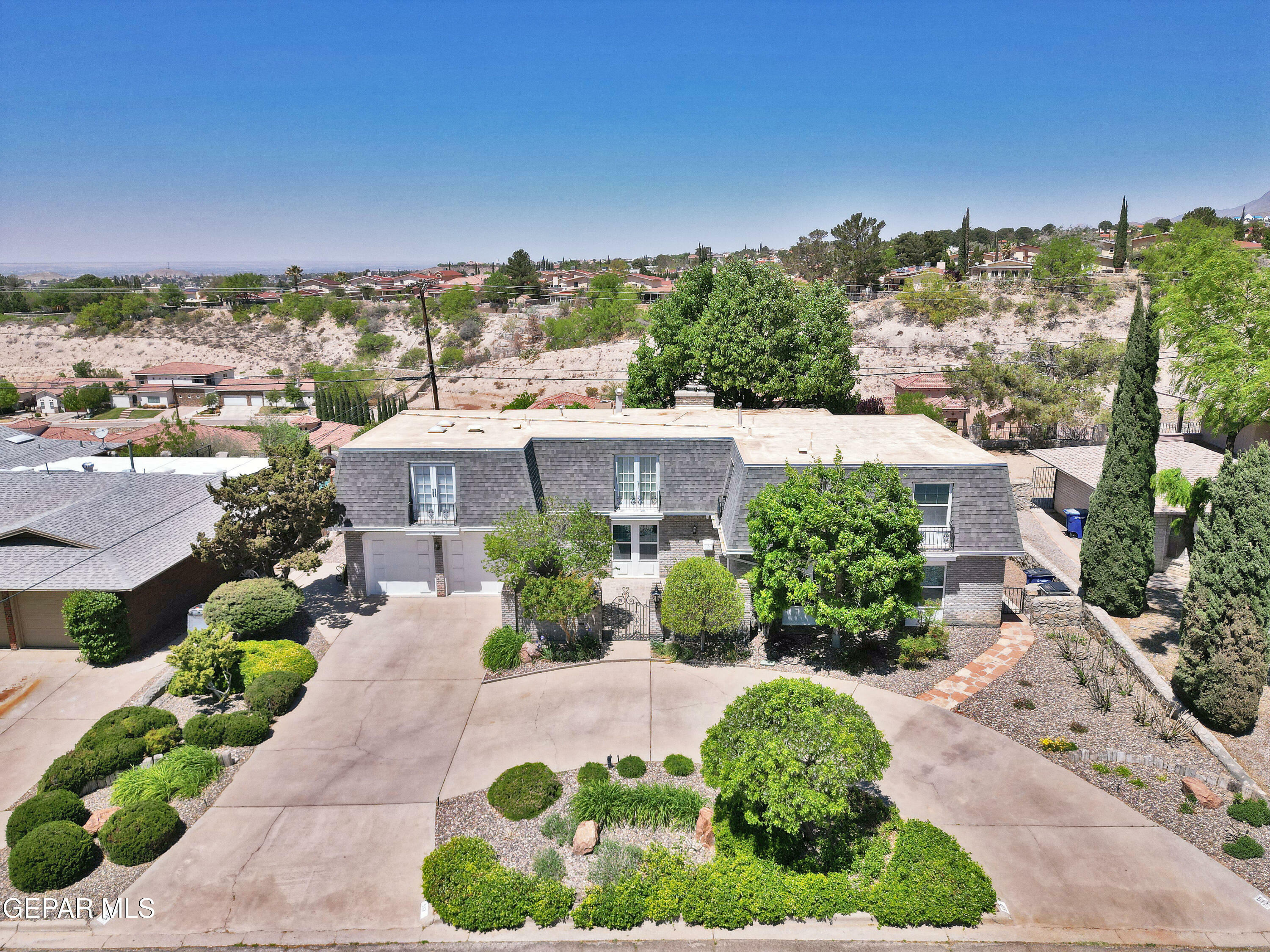 Property Photo: 517 Stonebluff Road TX 79912