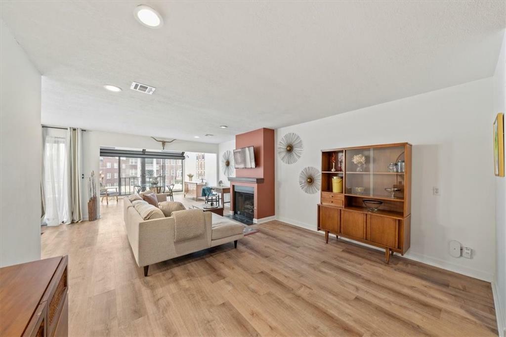 Property Photo:  4579 Walnut Street  MO 64111 