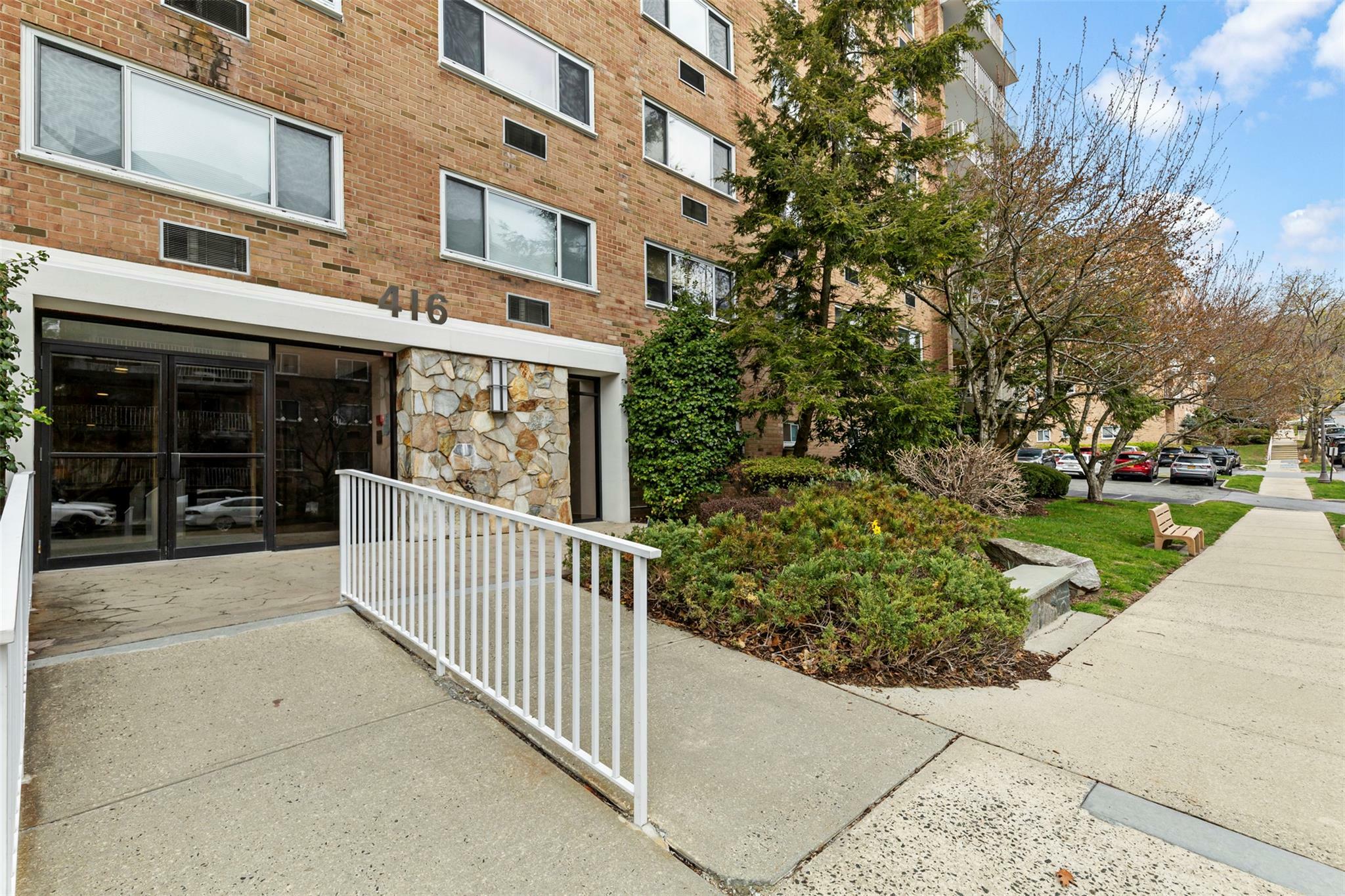 416 Benedict Avenue 6C  Tarrytown NY 10591 photo