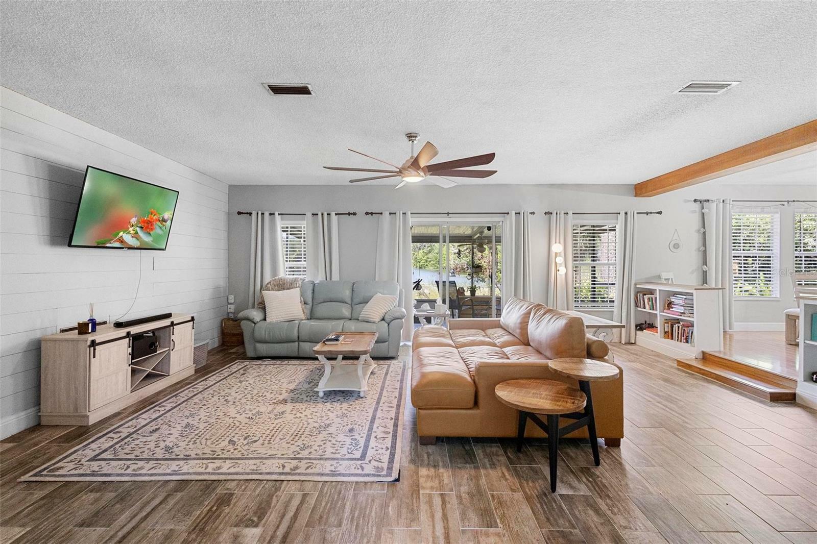 Property Photo: 228 Deleon Road FL 32713