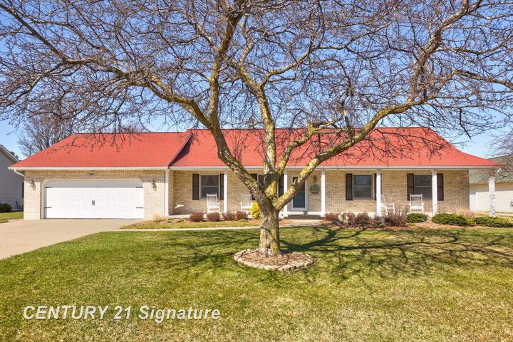 4199 W Island Drive  Saginaw MI 48603 photo
