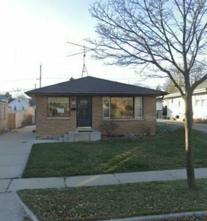 Property Photo:  4523 S Taylor Ave  WI 53207 