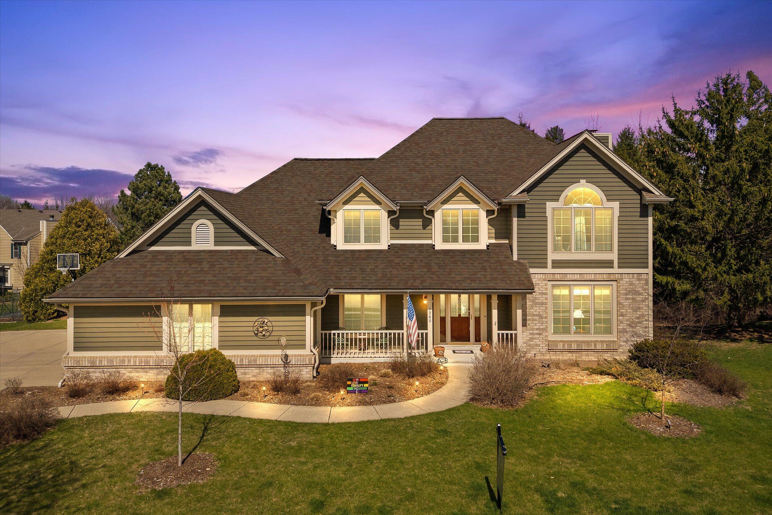 Property Photo: 1360 Dove Ln WI 53024
