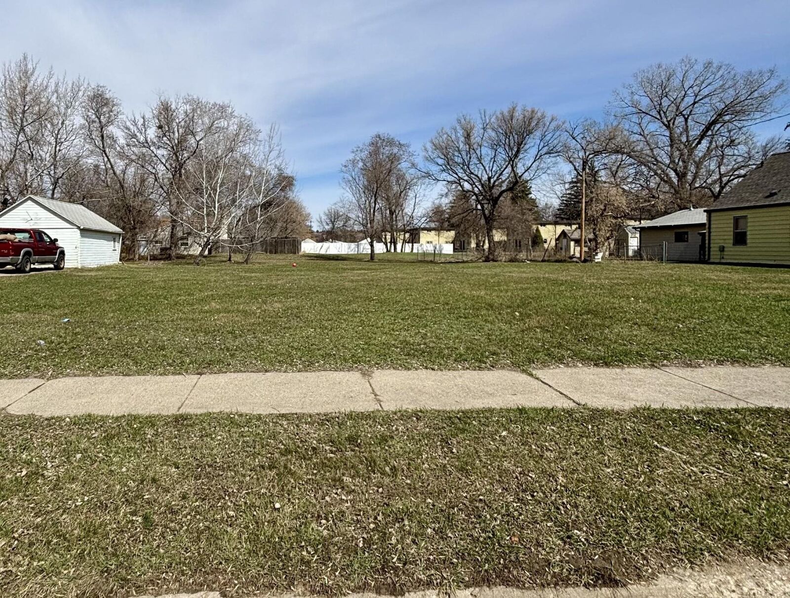 Property Photo:  1706 W Central Ave  ND 58701