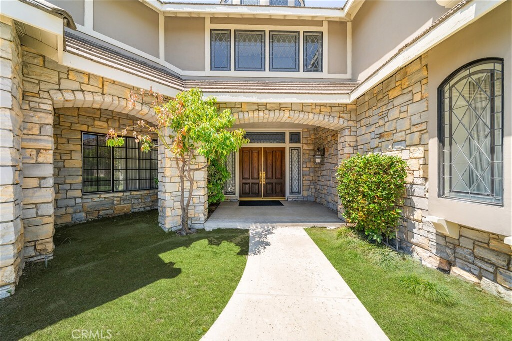 Property Photo: 519 Connie Rae Way CA 91006