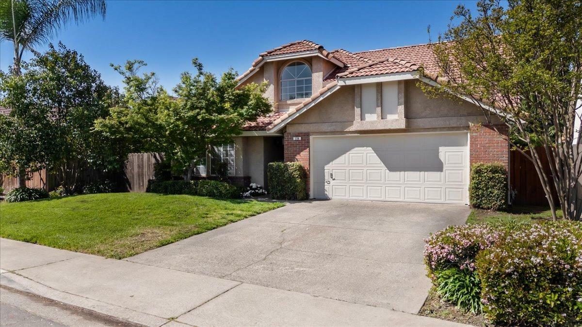 Property Photo: 228 N Maag Avenue CA 95361