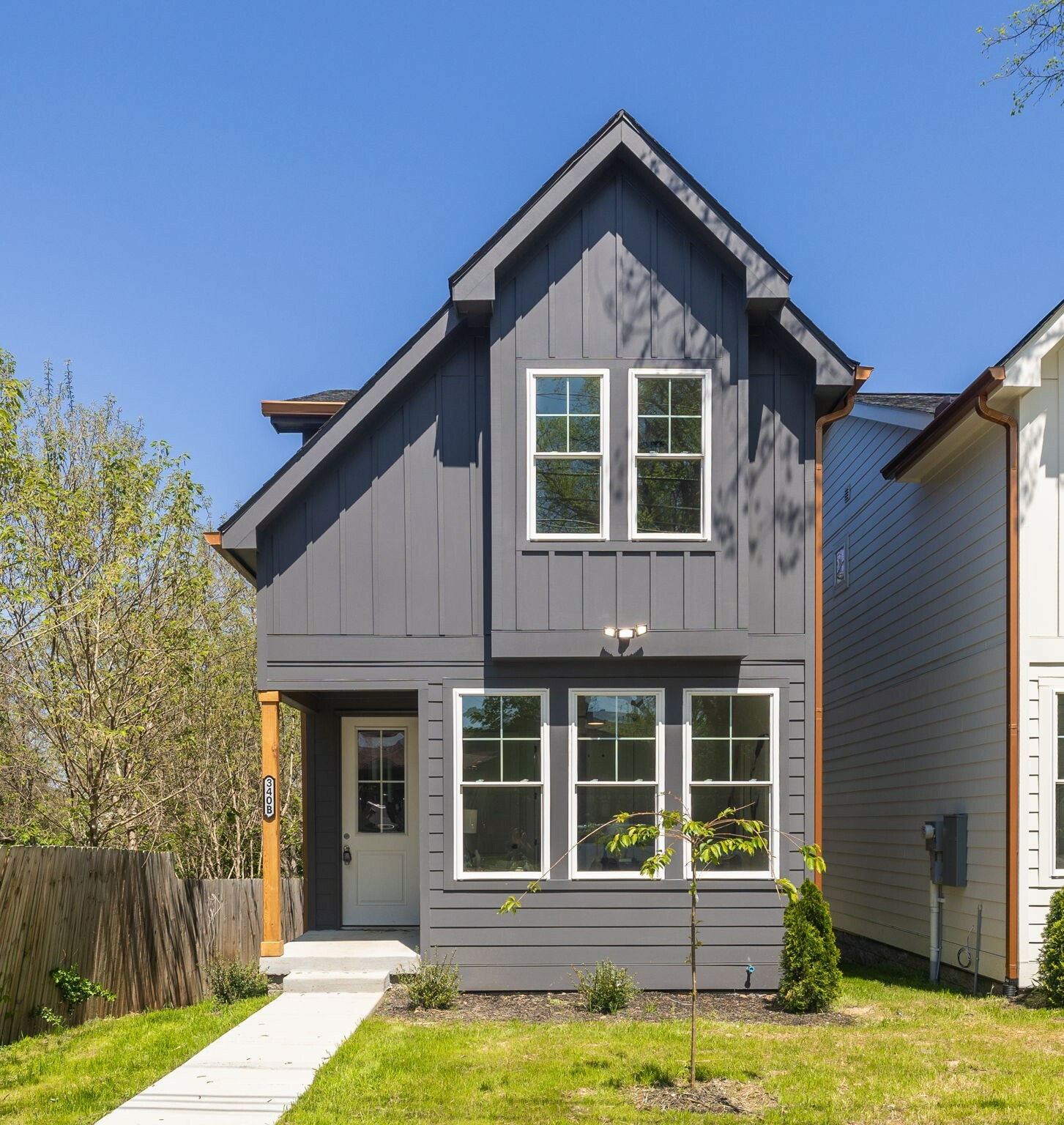 Property Photo: 340B Peachtree St TN 37210