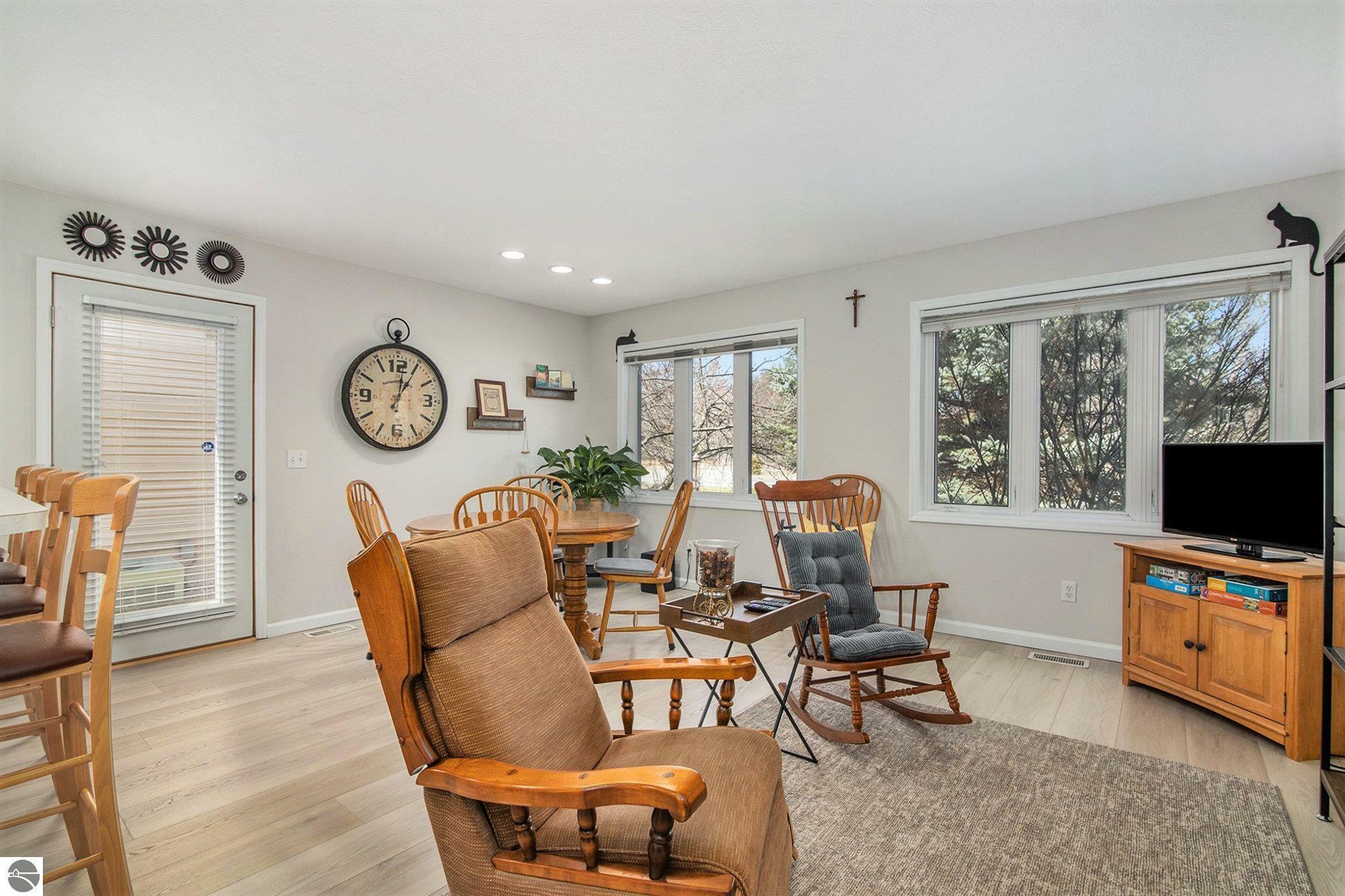 Property Photo: 714 Eastgate Place MI 49686