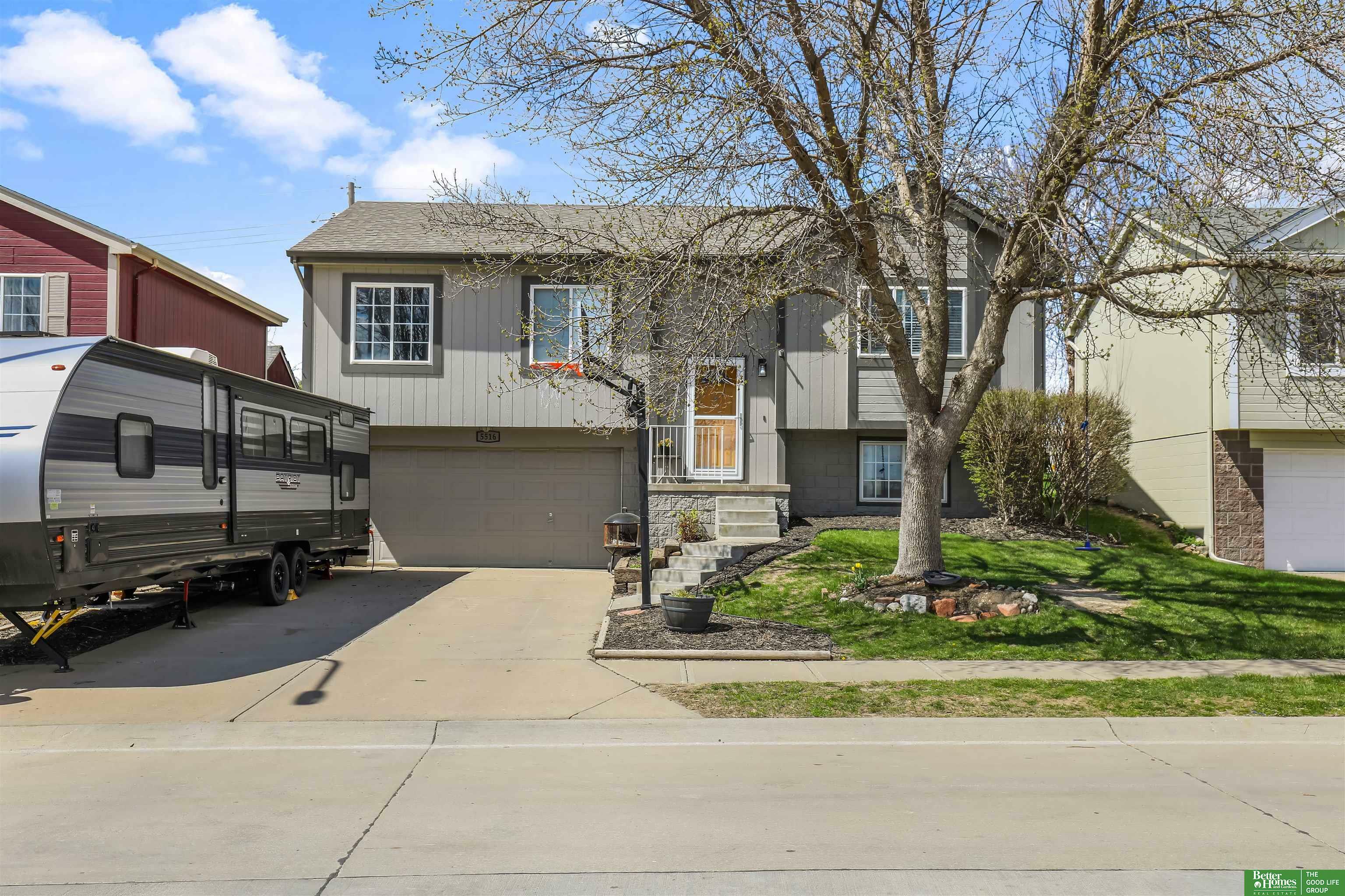 Property Photo: 5516 S 191st Avenue NE 68135