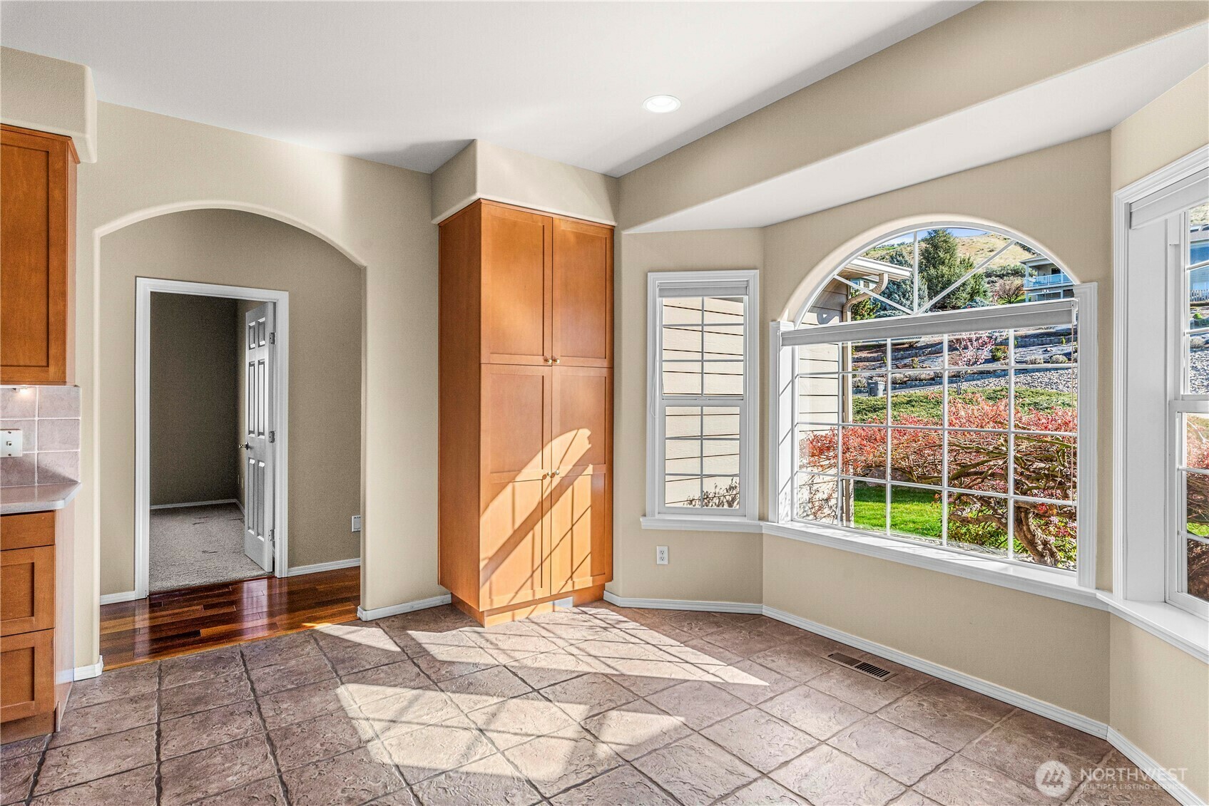 Property Photo:  946  Briarwood Drive  WA 98802 