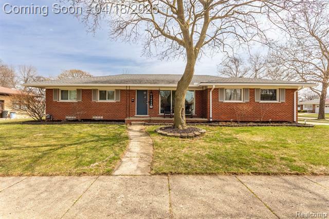 Property Photo: 14320 Doris Street MI 48154