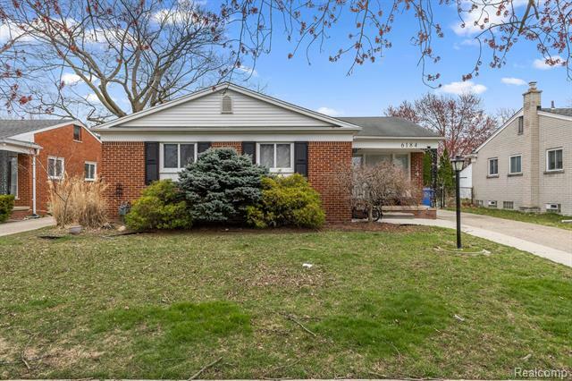 Property Photo: 6184 Dwight Street MI 48127
