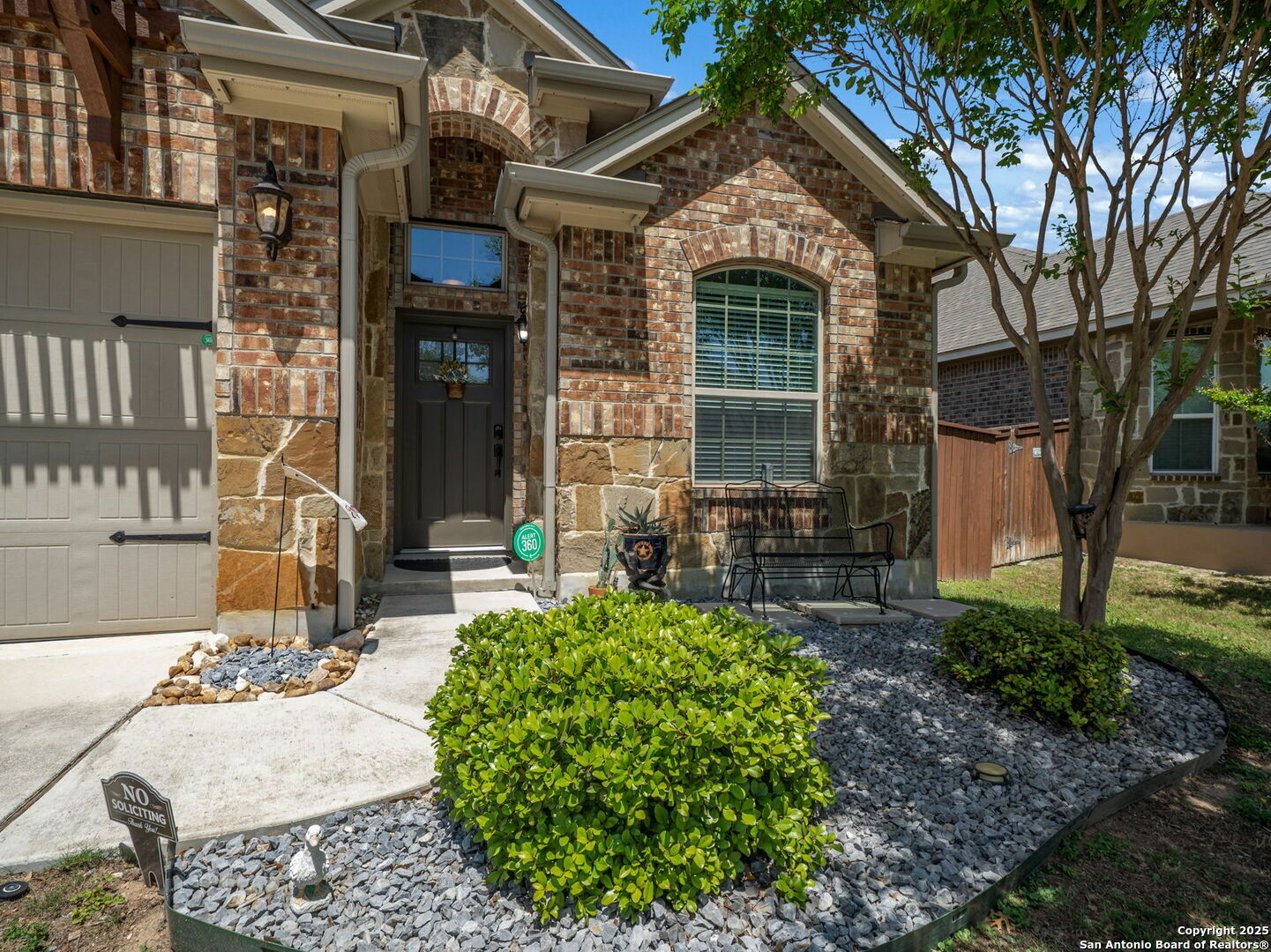 Property Photo: 8203 Gentry Creek TX 78254